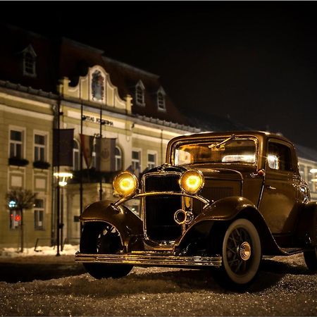 Sztar Motel Etterem Balassagyarmat Екстериор снимка